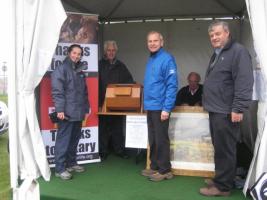 Red Wine cast Brenda Hunter and Alan Tricker, with CHAS rep Bob Moncur receiving the cheque from Resources Convenor Colin Brown. President Elect Frank Quinault and New Club staff Brett Murray and Kerri McLeod completed the team.